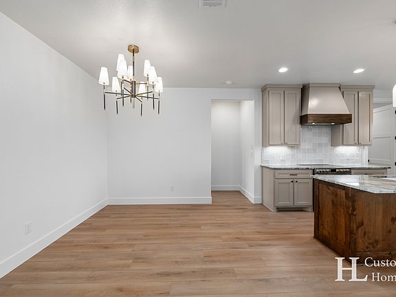 5th image of 2485 Cottondale Rd