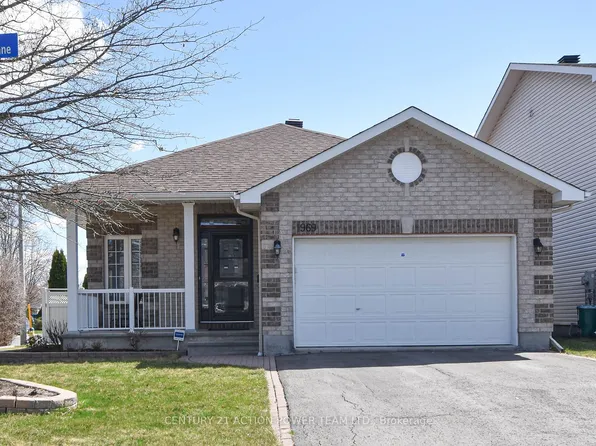 1969 Loasa Ln, Ottawa, ON K4A 4T4