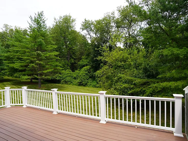 205 E Village Ln — Photo 11