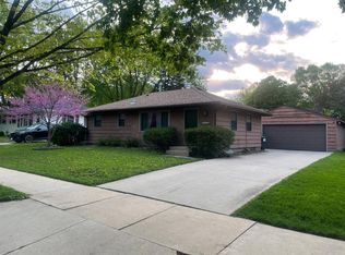 1119 Cascade St NW, Rochester, MN 55901