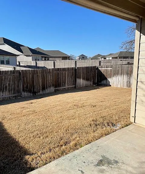 220 McFarland St — Photo 11