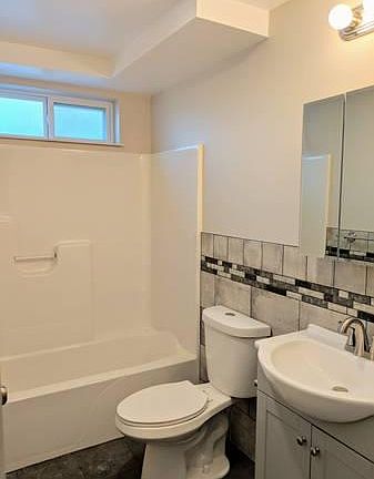 4th image of 38 James St #0