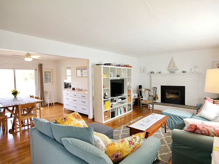 21 Lake Dr — Photo 6