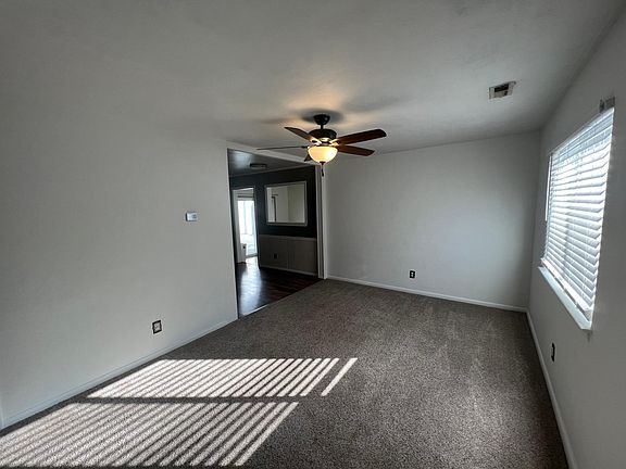 3rd image of 3076 Bow Creek Blvd