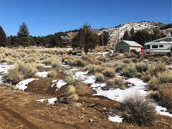 1875 Forest Rd, Big Bear City, CA 92314