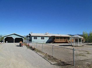 1420 E Heritage Dr, Pahrump, NV 89048