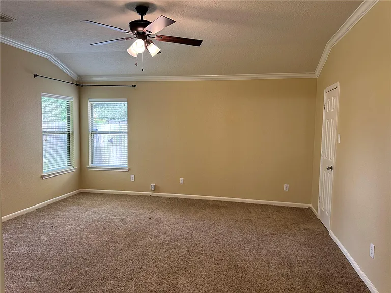 21307 Springbrook Hollow Ct — Photo 13