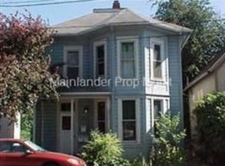 2052 SE Morrison St, Portland, OR 97214