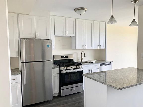 2nd image of 825 Morrison Ave Floor 6