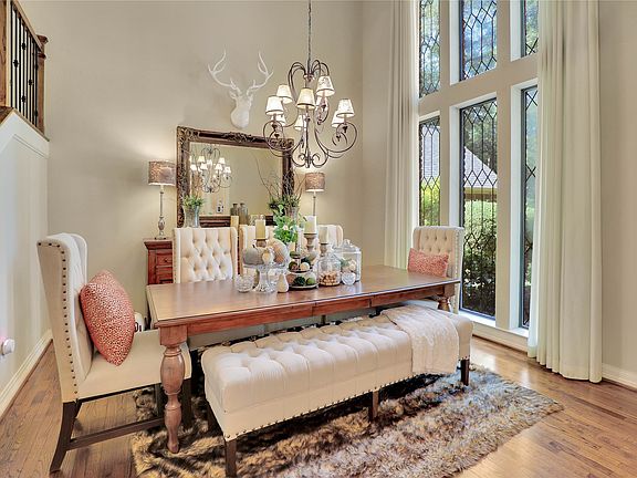 5th image of 1814 Lakeshore Ct