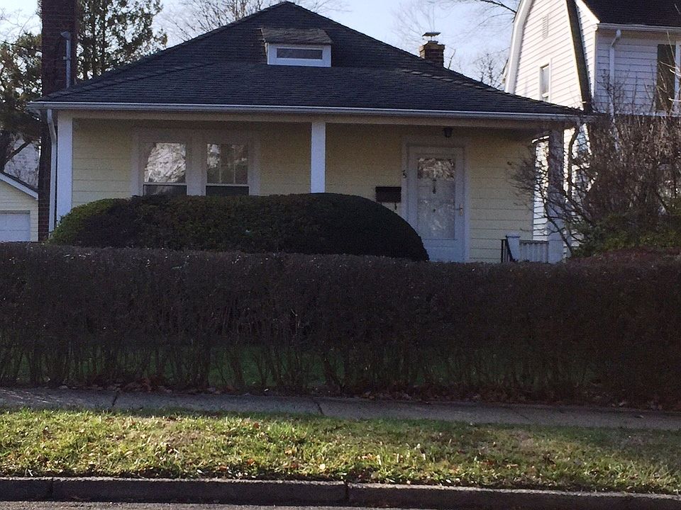 1st image of 75 Walton Ave