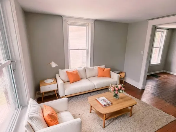21 Fairbanks St NE, Grand Rapids, MI 49503