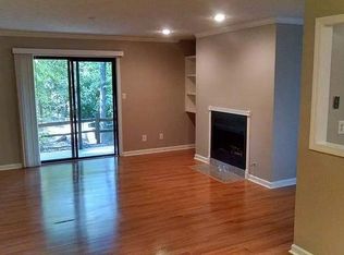 610 River Run Dr, Sandy Springs, GA 30350