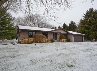 W337N6759 Stonefield Way, Oconomowoc, WI 53066