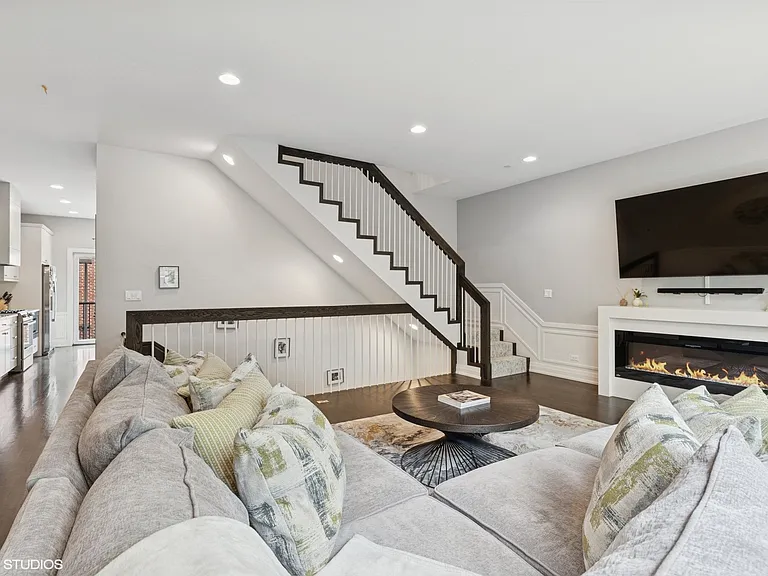 7771 Van Buren St #3 — Photo 3