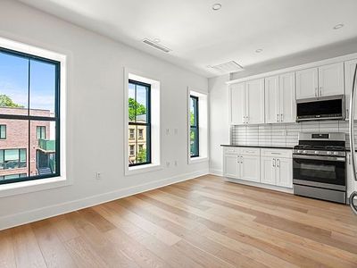 430 Lexington Ave #2, Brooklyn, NY, 11221