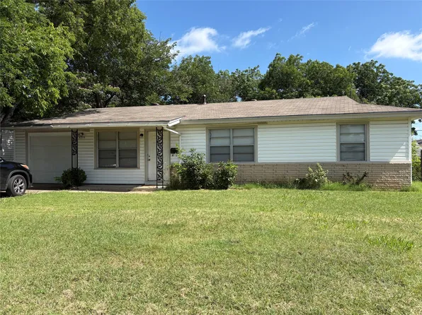 5235 Stanley Keller Rd, Haltom City, TX 76117