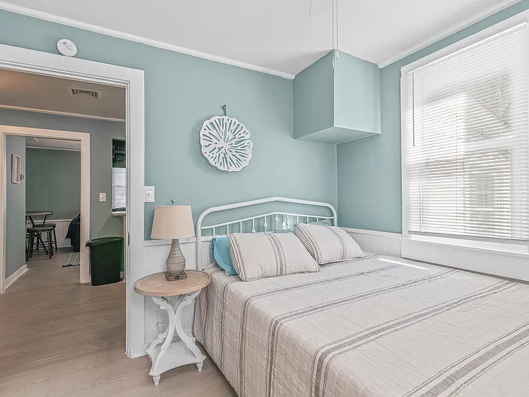8 Bonita Dr #B — Photo 9