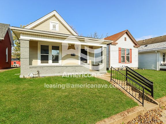 1496529_002_front_view_2.jpg