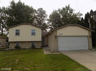 38136 Yonkers Dr, Sterling Heights, MI 48310