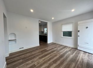 3623 E 7th St, Long Beach, CA 90804