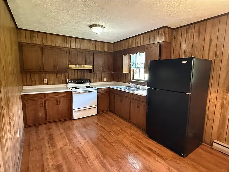 109 Broken Arrow — Photo 3