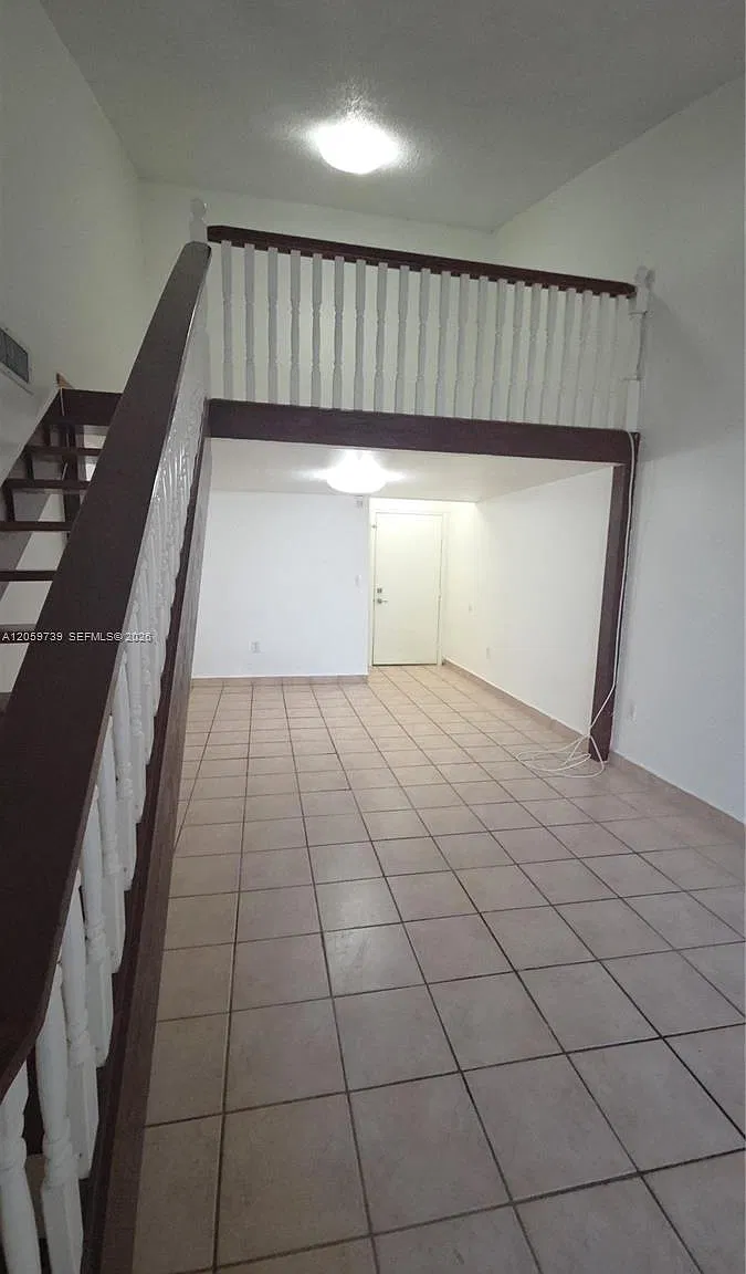 9437 Fontainebleau Blvd — Photo 2