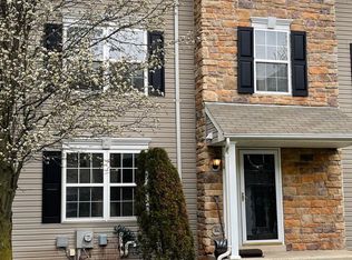 514 Goldenrod Ct, Warrington, PA 18976