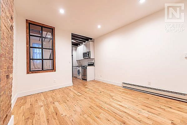 1st image of 185 Mott St #1