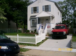 8316 Stow Rd, Pennsauken, NJ 08110