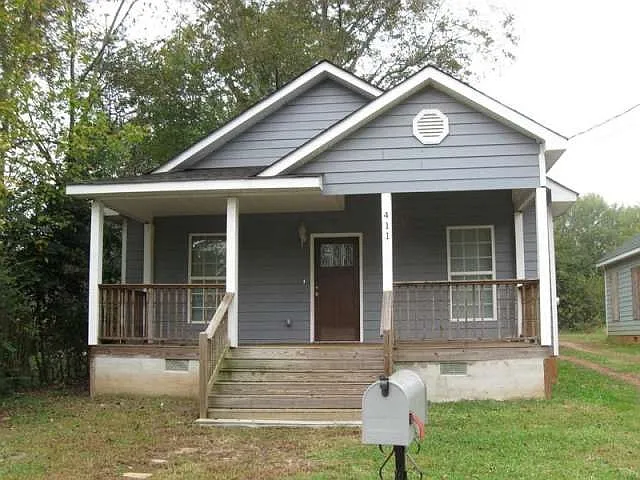 411 N 4th St photo 1