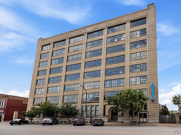 2nd image of 2020 Washington Ave Unit 404