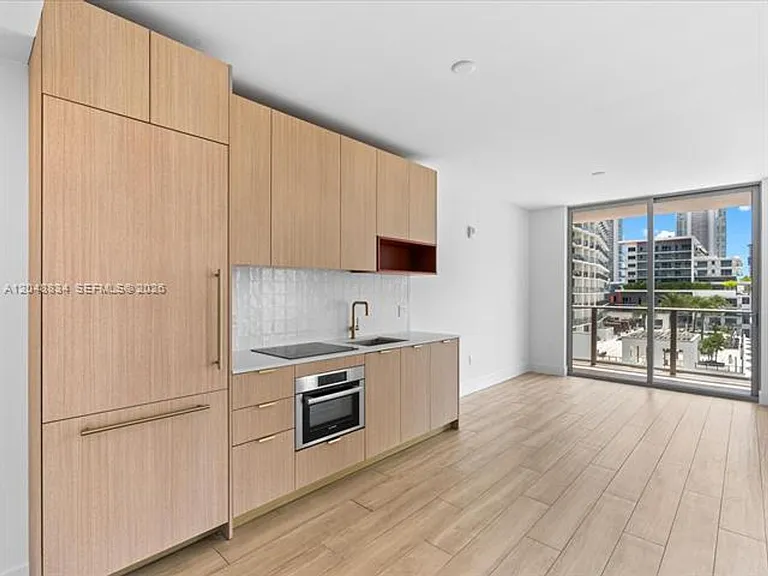 90 NE 32nd St #CU-901 — Photo 10