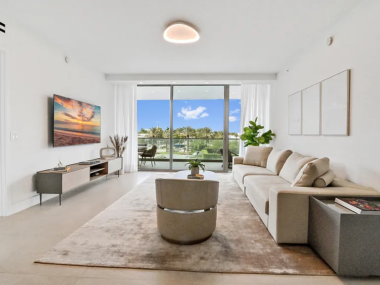 10203 Collins Ave #305 — Photo 4