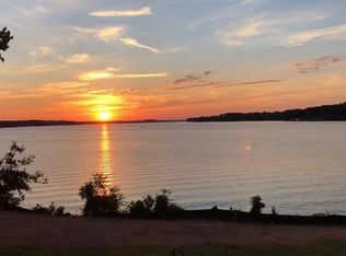 2292 Scurry Island Rd, Chappells, SC 29037