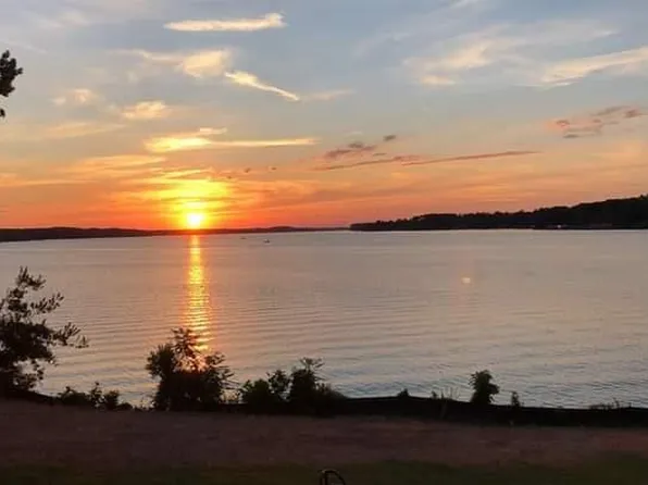 2292 Scurry Island Rd, Chappells, SC 29037