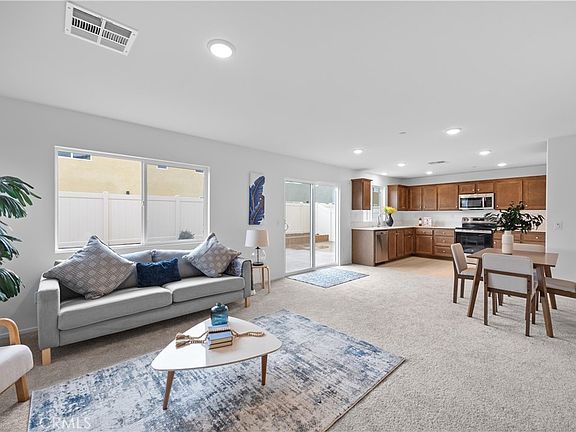 5th image of 2168 Redwood Ln