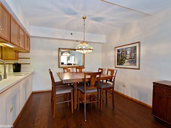 5th image of 7841 W 157th St Unit 105