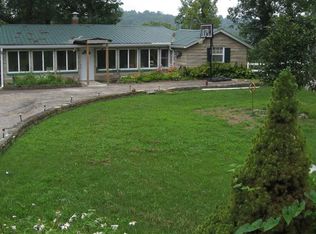 3412 Riverbluff Rd, Bedford, IN 47421