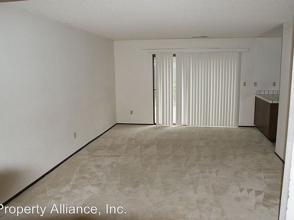3rd image of 3716 Black Feather Dr