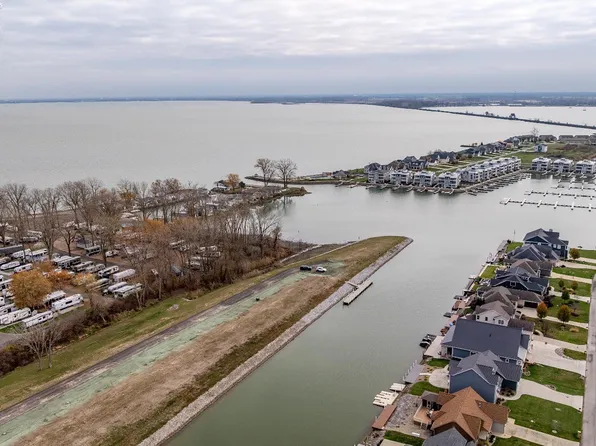 2396 Yacht Club Ln, Lakeside Marblehead, OH 43440