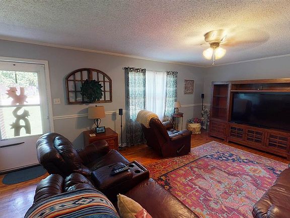 3rd image of 6536 Millsfield Hwy