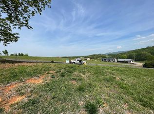 Cozy Rd, Newport, TN 37821