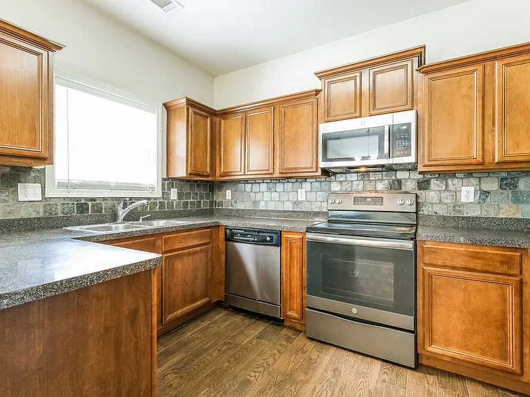 6522 Grand Hickory Dr — Photo 9