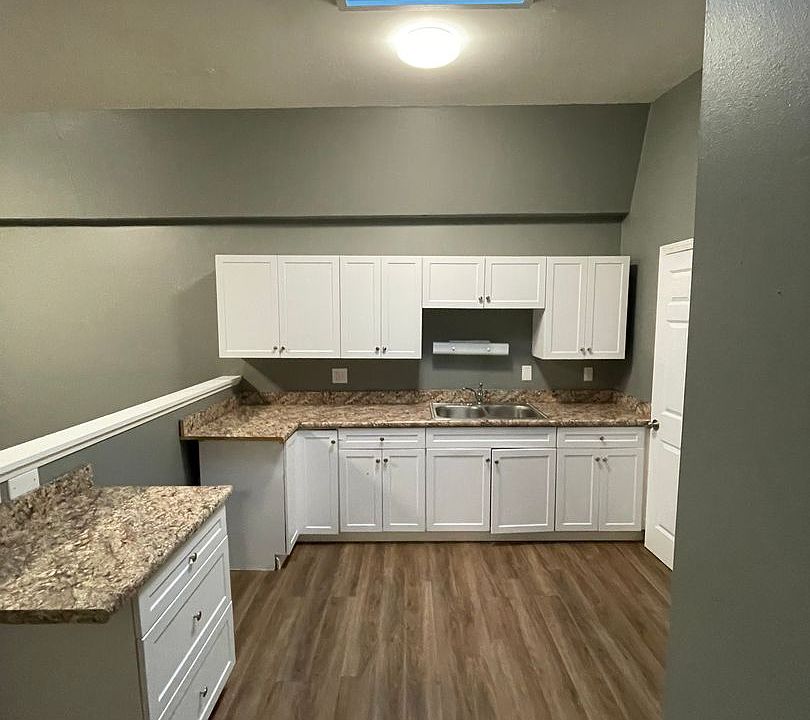 1st image of 1525 Harrington Loop