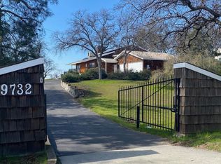 29732 Meadow Ln, Coarsegold, CA