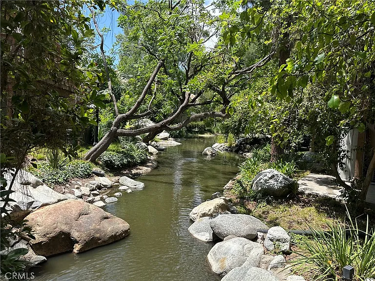 7101 Farralone Ave #147 — Photo 19