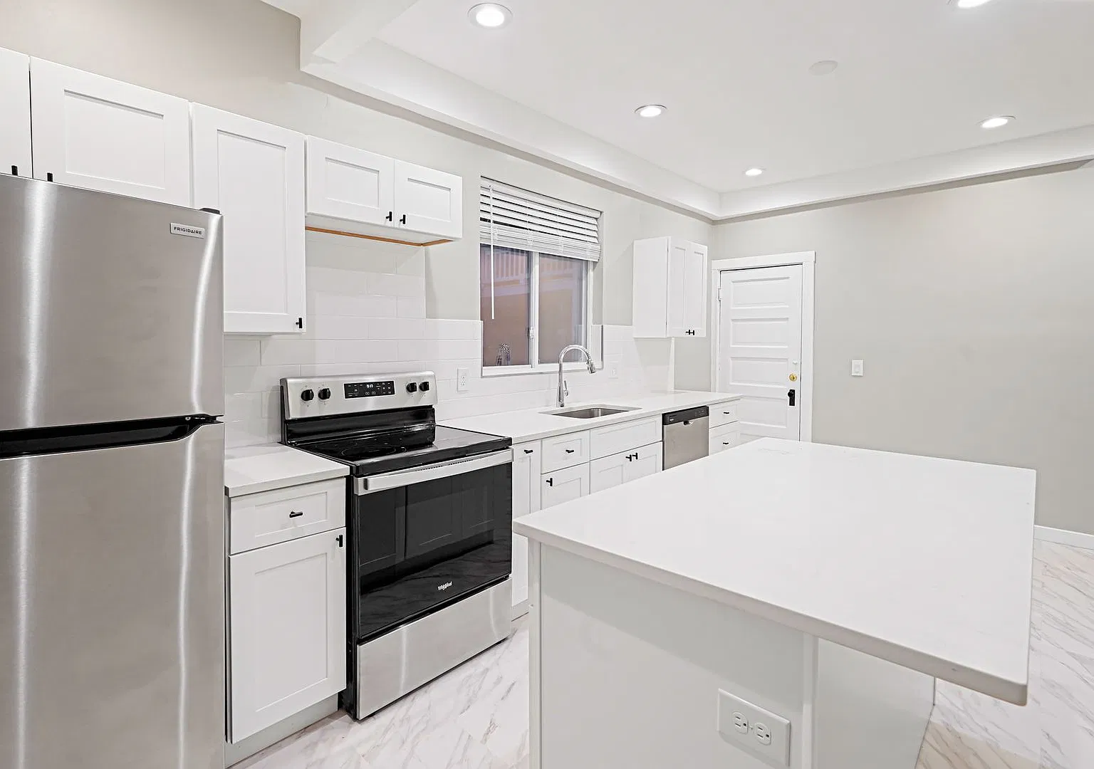 381 Adams St, Dorchester, MA 02122 — Photo 2