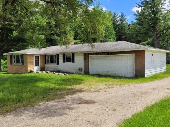 11581 W Monroe Rd, Riverdale, MI 48877