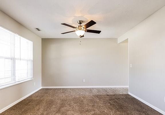 2nd image of 1698 Salina Dr #1